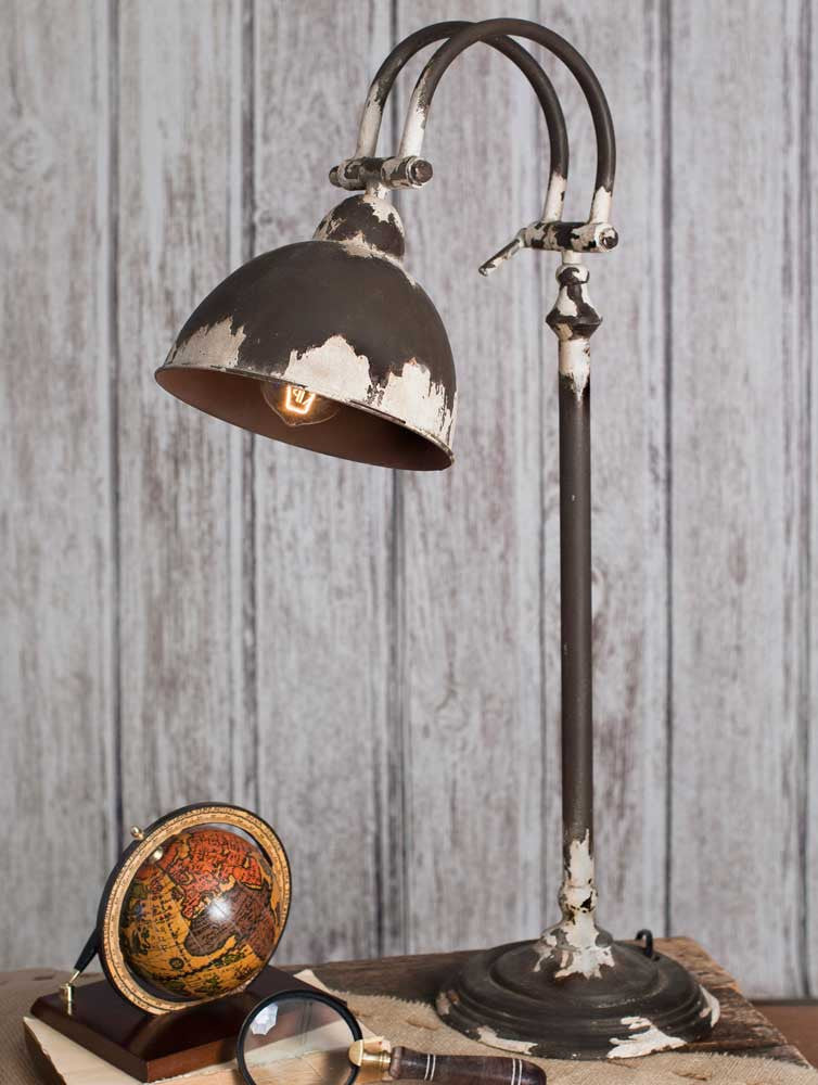 RUSTIC TABLE LAMP